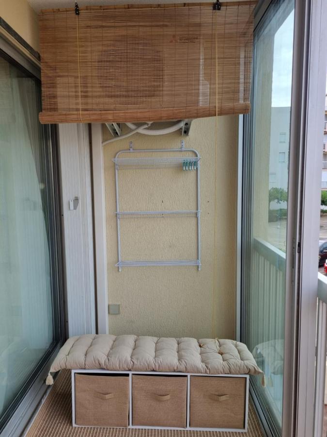 Studio Cabine Refait A Neuf A 3 Minutes A Pied De La Plage Lägenhet Le Grau-du-Roi Exteriör bild