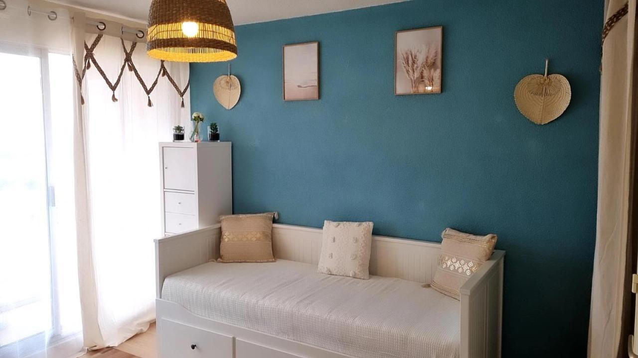 Studio Cabine Refait A Neuf A 3 Minutes A Pied De La Plage Lägenhet Le Grau-du-Roi Exteriör bild