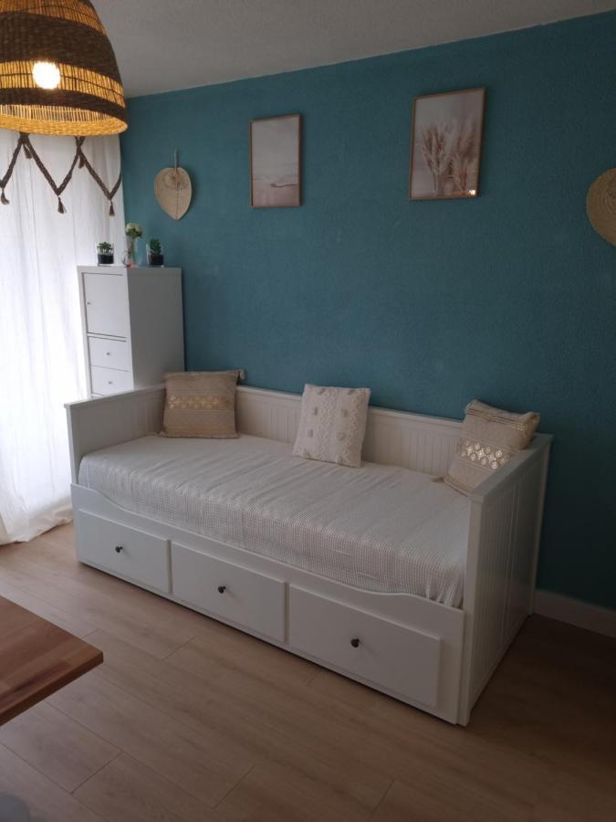 Studio Cabine Refait A Neuf A 3 Minutes A Pied De La Plage Lägenhet Le Grau-du-Roi Exteriör bild